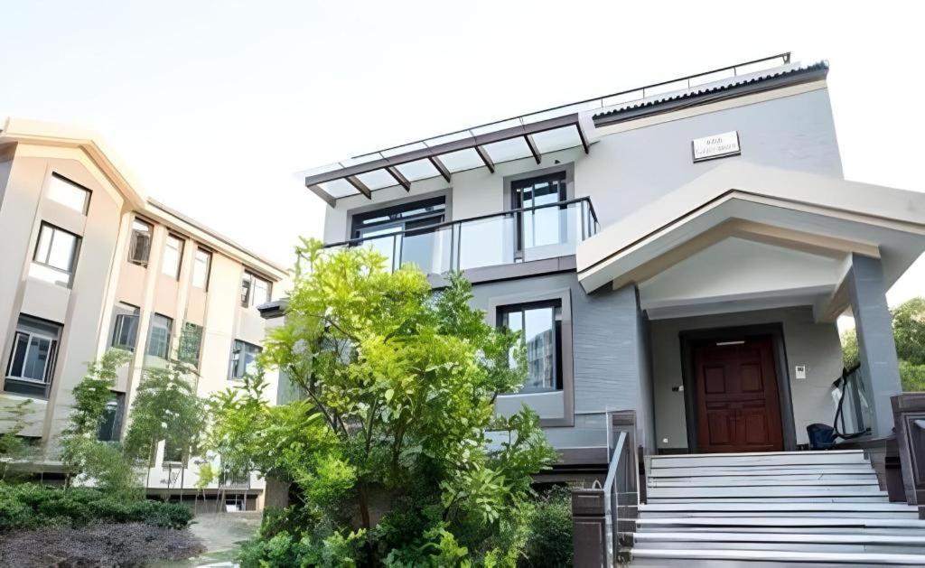 Hangzhou Blossom Water Museum Hotel Exterior photo